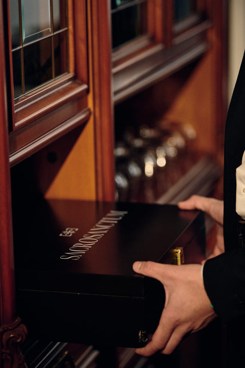 SACROSANCTUM GIN BOX